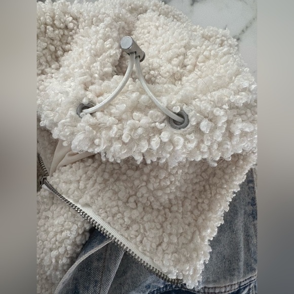 Denim Jacket in Bear Hug
BLANKNYC size L - Picture 8 of 8